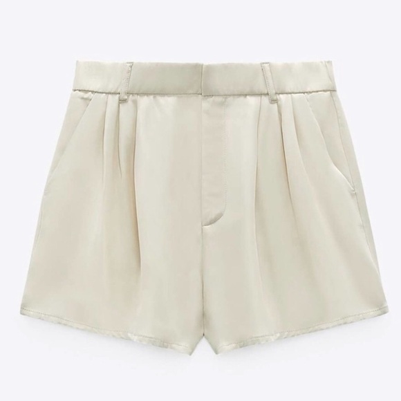 ZARA satin effect pleated shorts - Picture 2 of 7